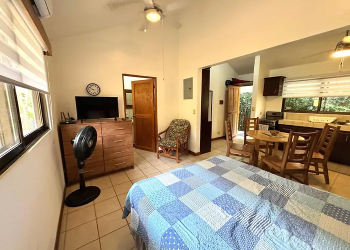 Holiday home Calm & Palms Second Floor Coco