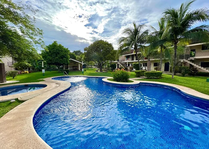 Calm & Palms Second Floor Holiday home Coco