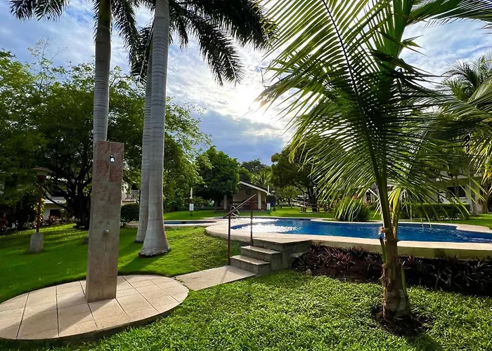 Calm & Palms Second Floor Holiday home Coco